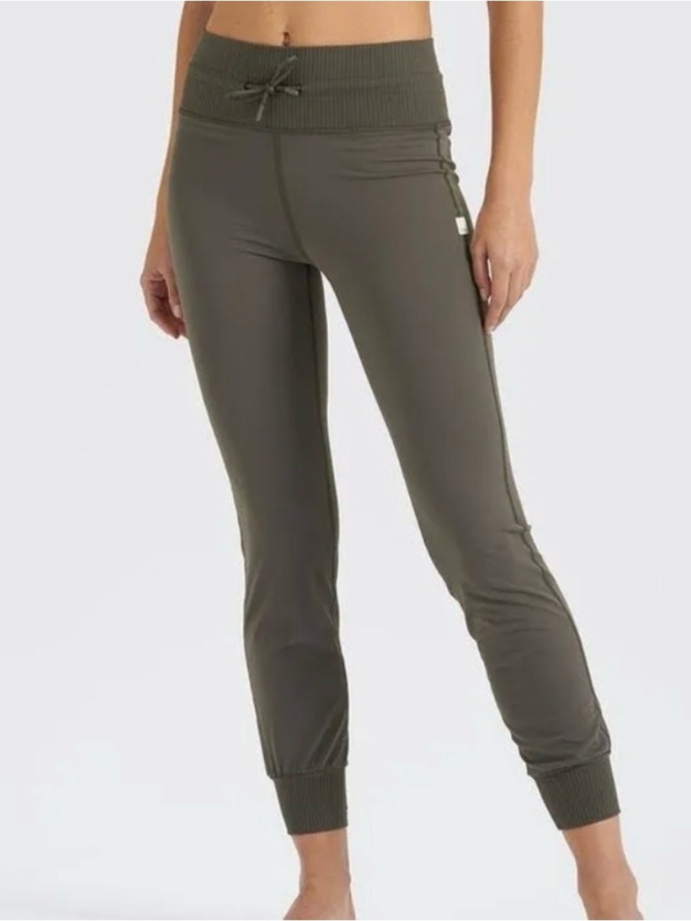 Vuori Daily Joggers Olive Small LN